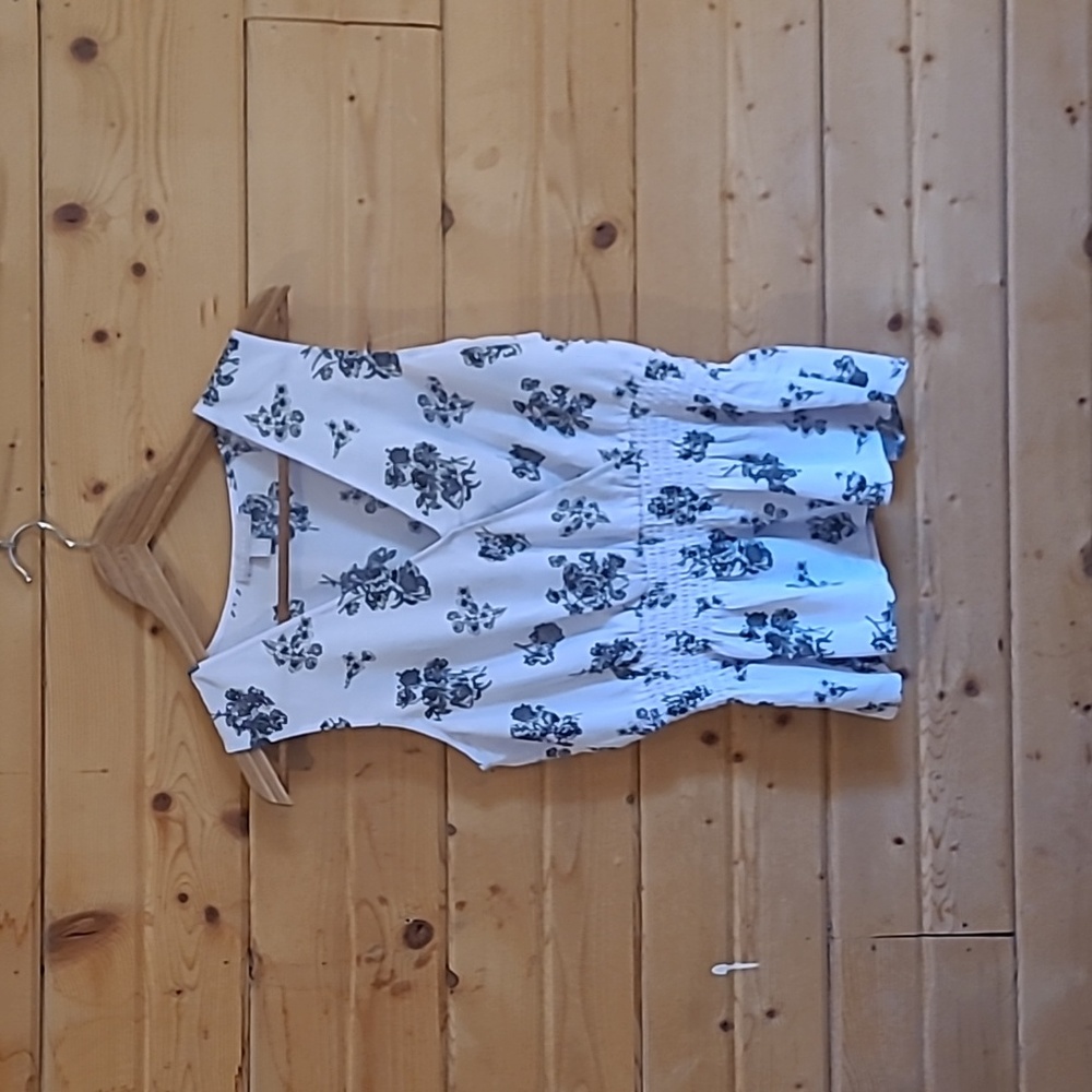 Chelsea28 Sleeveless Top